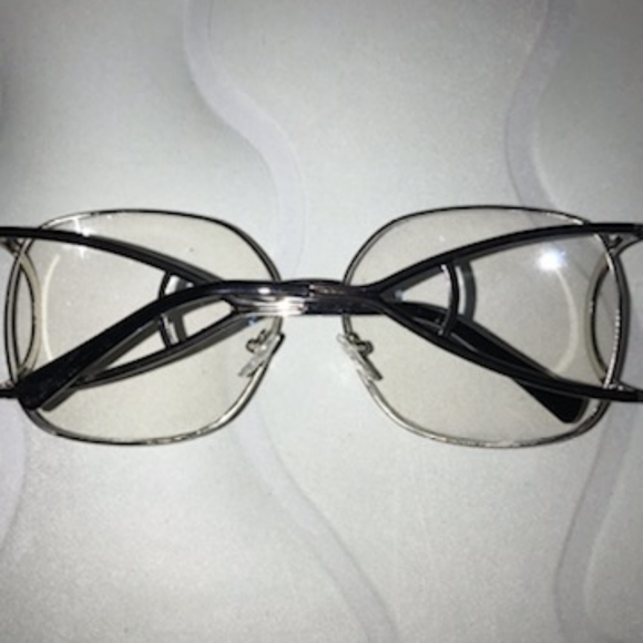 Shades - Picture 1 of 6